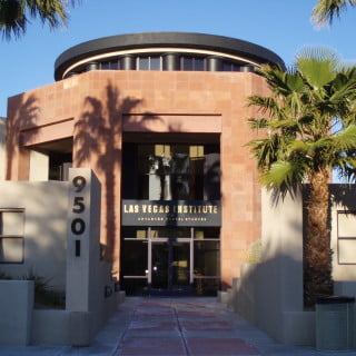 Tim attended the Las Vegas Institute for Advanced Dental Studies (LVI)